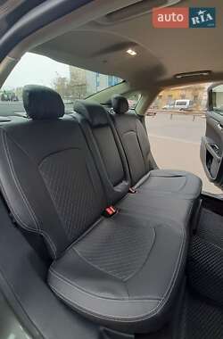 Седан Ford Fusion 2018 в 
