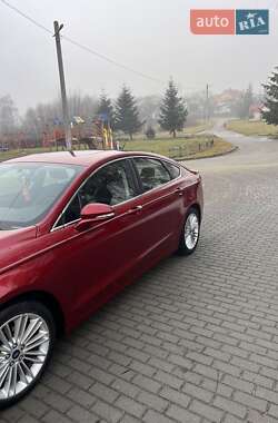 Седан Ford Fusion 2015 в Львові