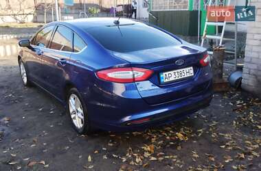 Седан Ford Fusion 2013 в Новомиколаївці