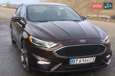 Седан Ford Fusion 2017 в Одесі