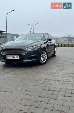 Седан Ford Fusion 2014 в 
