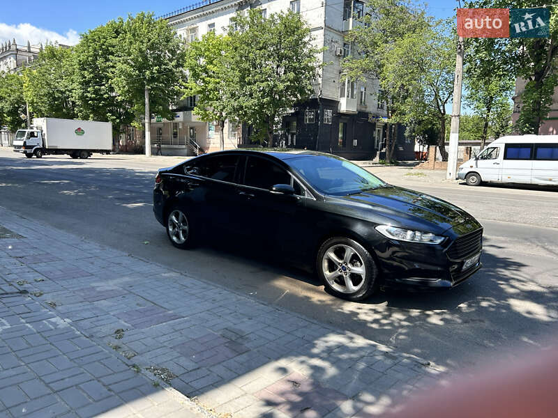 Седан Ford Fusion 2014 в Дніпрі