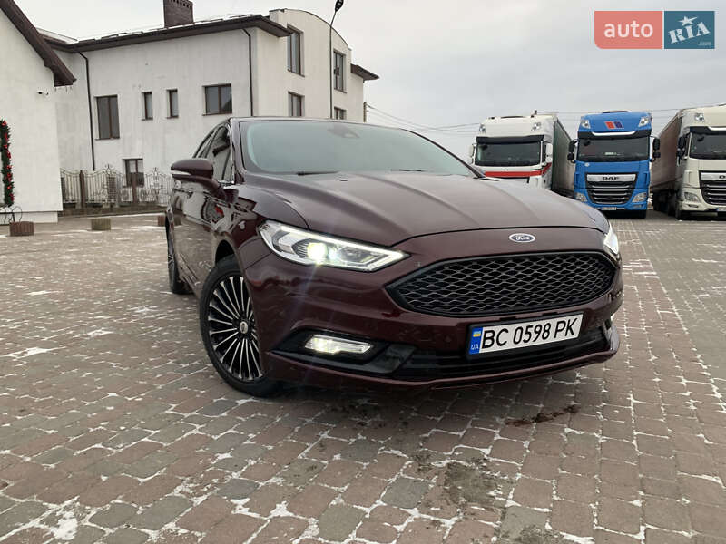 Седан Ford Fusion 2016 в Львове