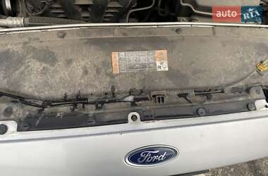 Седан Ford Fusion 2014 в 