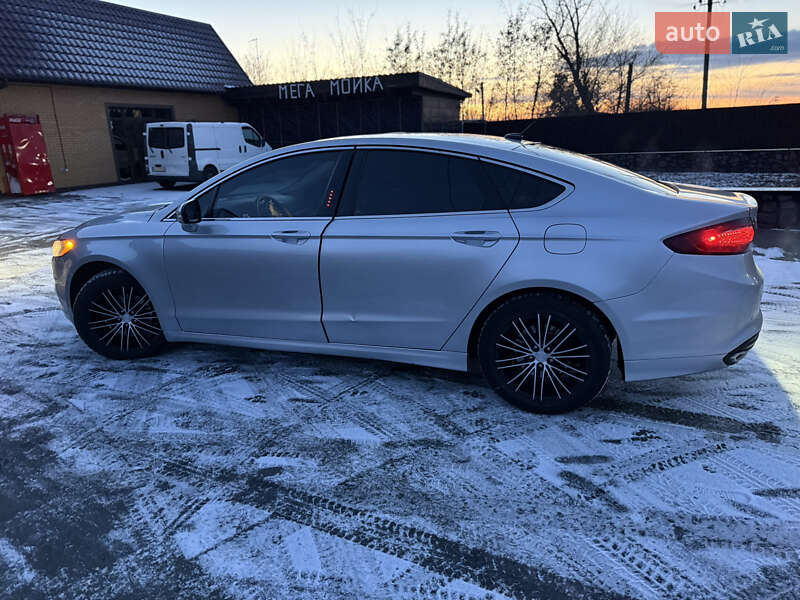 Седан Ford Fusion 2014 в Благовещенском