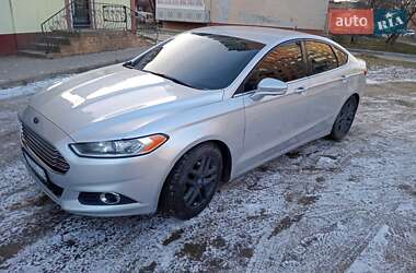 Седан Ford Fusion 2012 в 