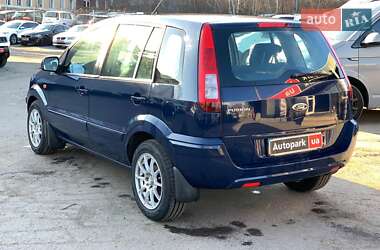 Хетчбек Ford Fusion 2011 в 