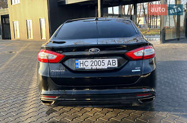 Седан Ford Fusion 2015 в Дубровице