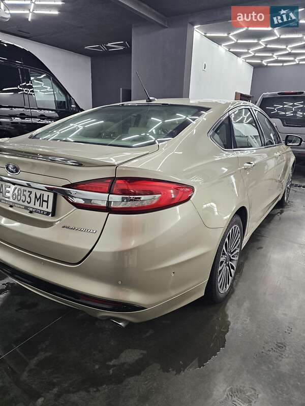 Седан Ford Fusion 2016 в Луцке