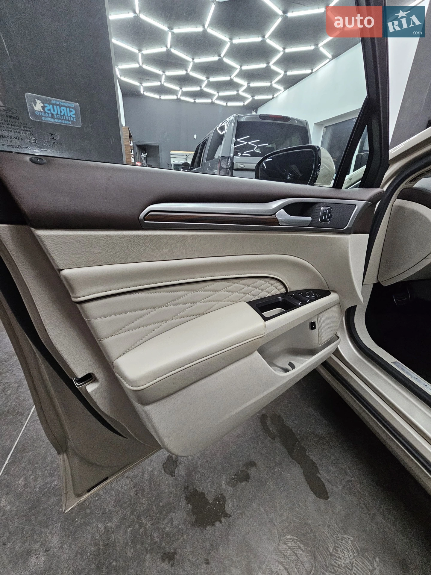 2016 Ford Fusion - мініатюра 50