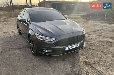 Седан Ford Fusion 2016 в Львові