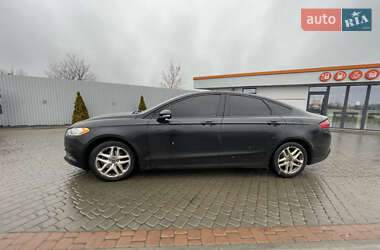 Седан Ford Fusion 2013 в Гребенке