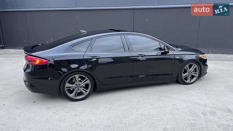 Седан Ford Fusion 2016 в Киеве