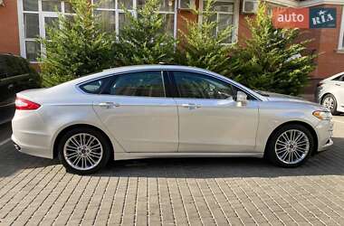 Седан Ford Fusion 2014 в Одесі