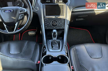 Седан Ford Fusion 2014 в 