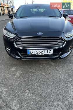 Седан Ford Fusion 2015 в Полтаві