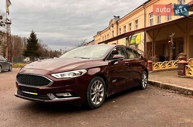 Седан Ford Fusion 2016 в Львові