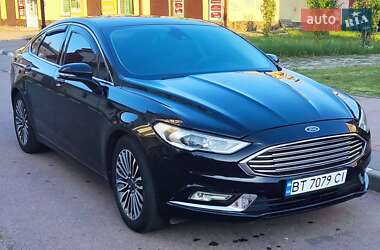 Седан Ford Fusion 2016 в Стрию