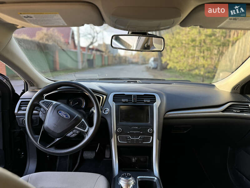 Седан Ford Fusion 2019 в Дніпрі