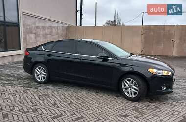 Седан Ford Fusion 2013 в Миколаєві