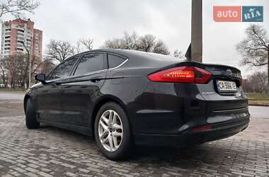 Седан Ford Fusion 2013 в Миколаєві