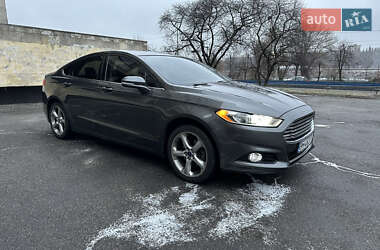 Седан Ford Fusion 2014 в Києві