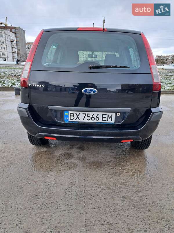 Хэтчбек Ford Fusion 2009 в Нетешине