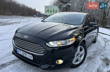 Седан Ford Fusion 2015 в Калуші