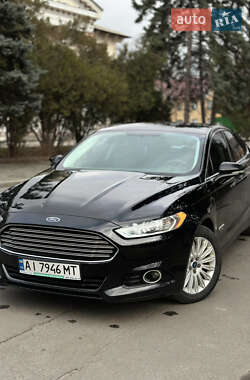 Седан Ford Fusion 2016 в 