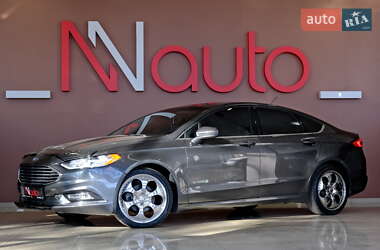 Седан Ford Fusion 2019 в Одесі