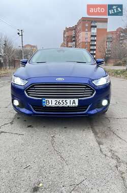 Седан Ford Fusion 2013 в 
