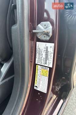 Седан Ford Fusion 2013 в 
