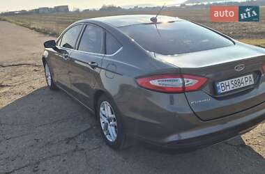 Седан Ford Fusion 2016 в Новой Дофиновке