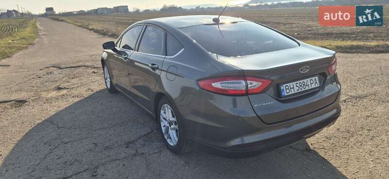 Седан Ford Fusion 2016 в Новой Дофиновке