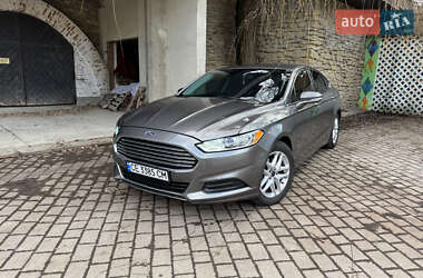 Седан Ford Fusion 2014 в Чернівцях