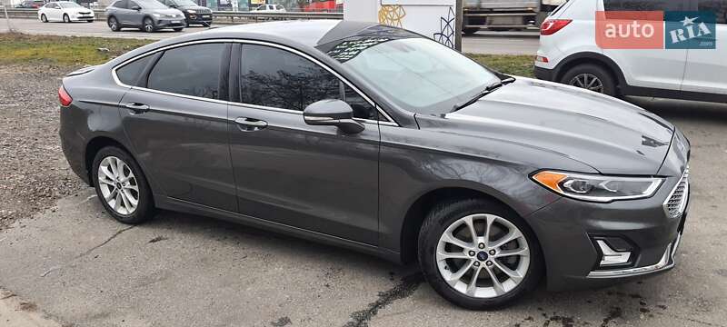 Седан Ford Fusion 2018 в Києві
