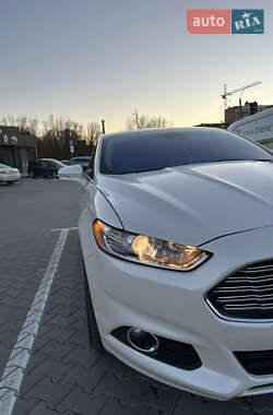 Седан Ford Fusion 2014 в Хмельницькому