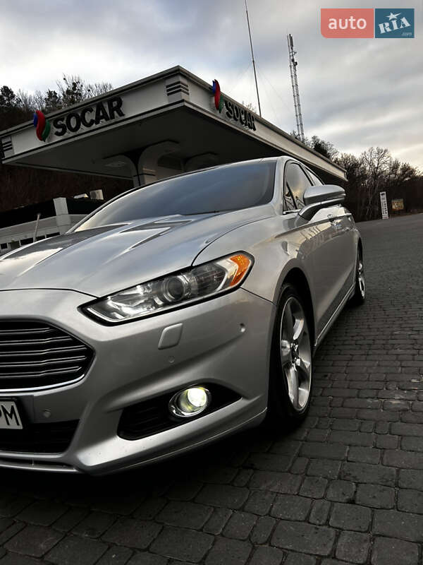 Седан Ford Fusion 2012 в Обухове