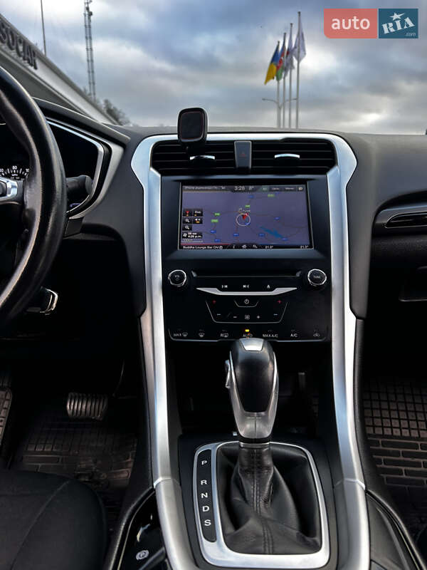 Седан Ford Fusion 2012 в Обухове