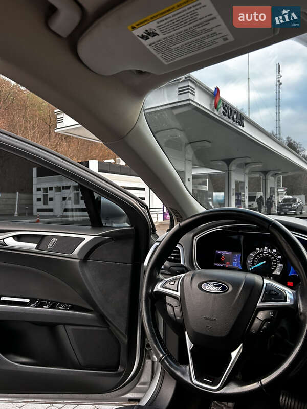Седан Ford Fusion 2012 в Обухове