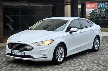 Седан Ford Fusion 2019 в Харкові