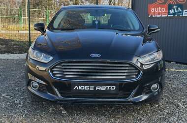 Седан Ford Fusion 2014 в Стрию