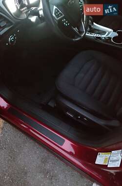 Седан Ford Fusion 2014 в 