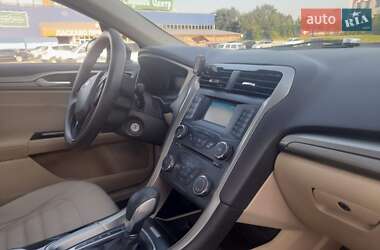 Седан Ford Fusion 2014 в Львове