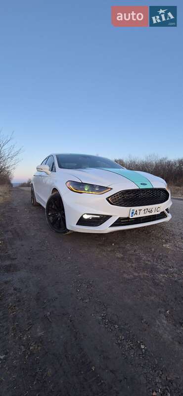 Седан Ford Fusion 2019 в Івано-Франківську