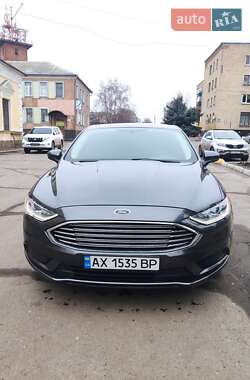 Седан Ford Fusion 2017 в Краснограді