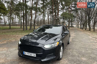 Седан Ford Fusion 2013 в Гребенке