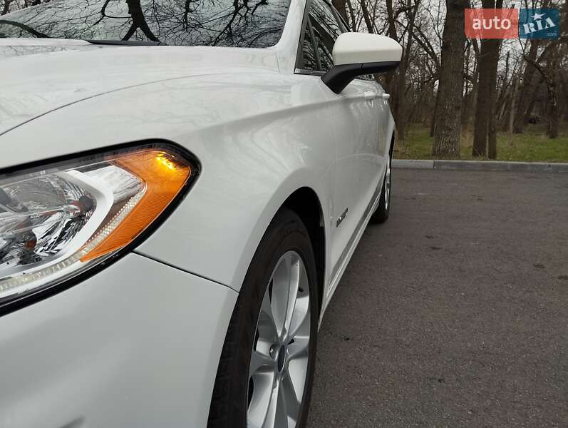 Седан Ford Fusion 2018 в Запорожье