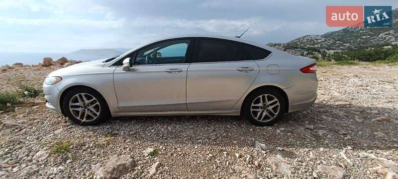Седан Ford Fusion 2013 в Киеве фото 8 Седан Ford Fusion 2013 в Киеве