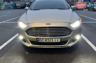 Седан Ford Fusion 2015 в Херсоне